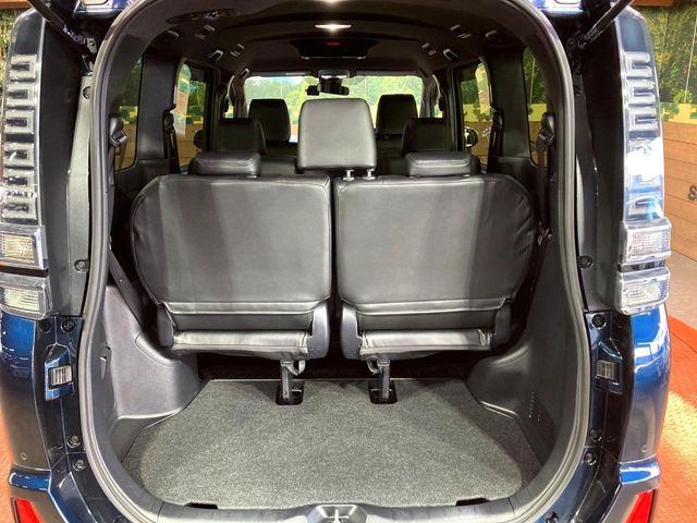 TOYOTA VOXY 2021 Image 31