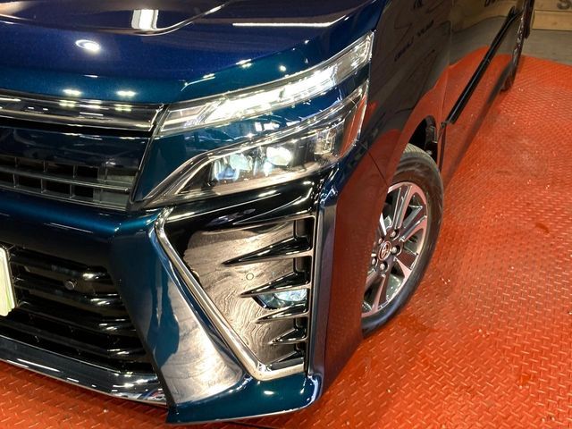 TOYOTA VOXY 2021 Image 31