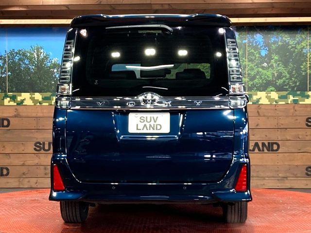 TOYOTA VOXY 2021 Image 31