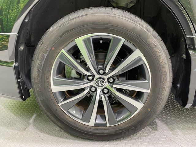 TOYOTA HARRIER 2WD 2023 Image 31