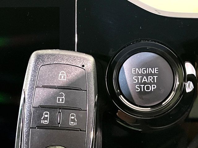 TOYOTA VOXY 4WD 2025 Image 31