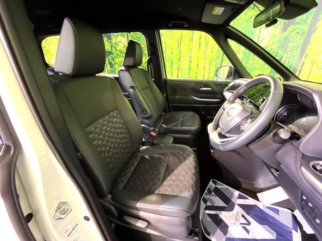 TOYOTA VOXY 4WD 2025 Image 31