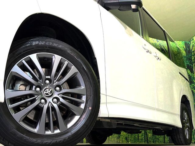 TOYOTA VOXY 4WD 2025 Image 31