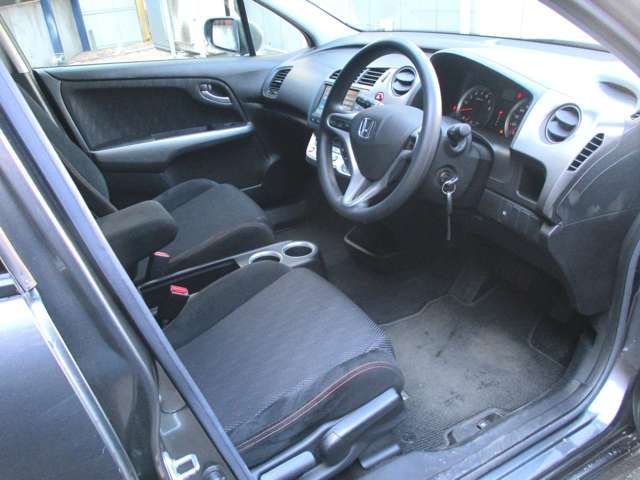 HONDA STREAM 2011 Image 31