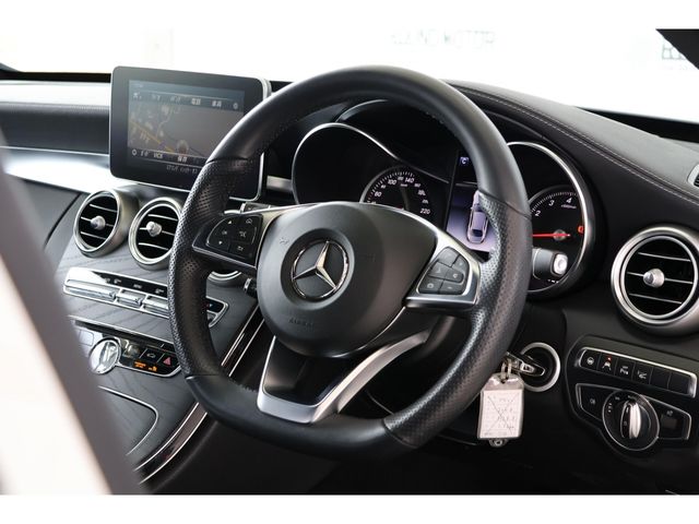 MERCEDES BENZ C CLAS 2017 Image 31
