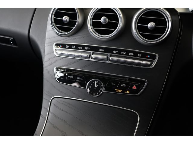 MERCEDES BENZ C CLAS 2017 Image 31
