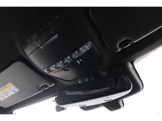 MERCEDES BENZ C CLAS 2017 Image 31