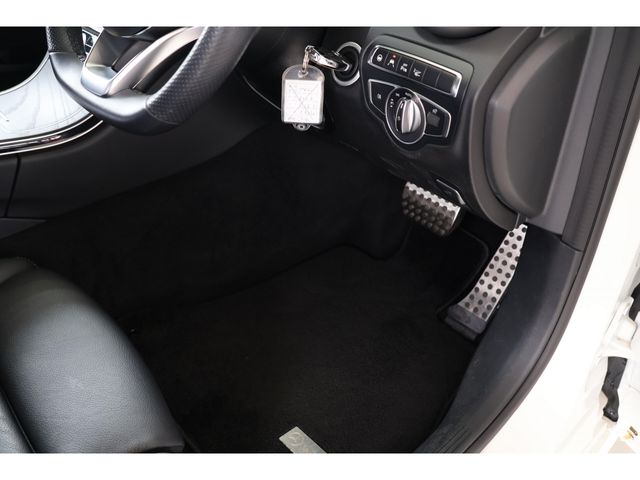 MERCEDES BENZ C CLAS 2017 Image 31