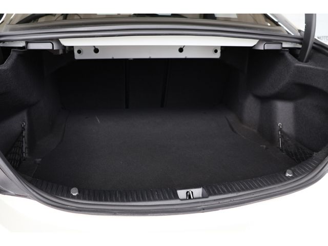 MERCEDES BENZ C CLAS 2017 Image 31