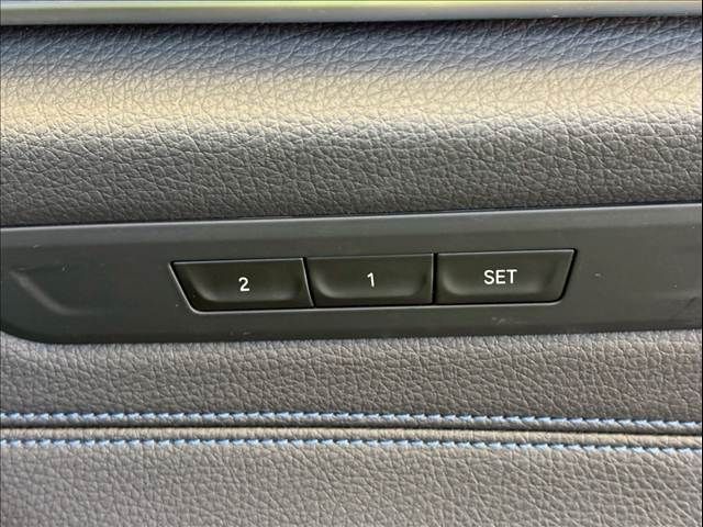 BMW 5SERIES TOURING 2018 Image 31