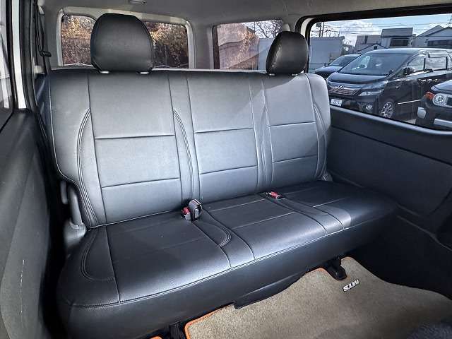 TOYOTA HIACE VAN 1.25T 2WD 2018 Image 31