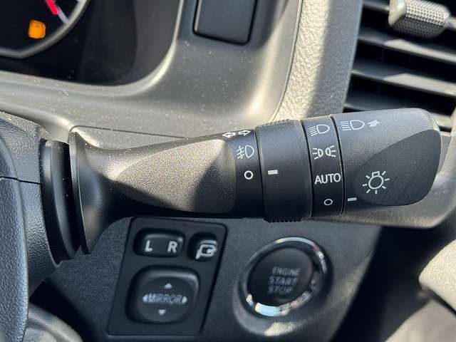 TOYOTA HIACE VAN 1.25T 2WD 2018 Image 31