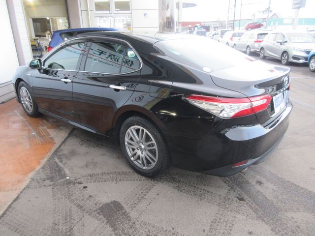 TOYOTA CAMRY HYBRID 2019 Image 31
