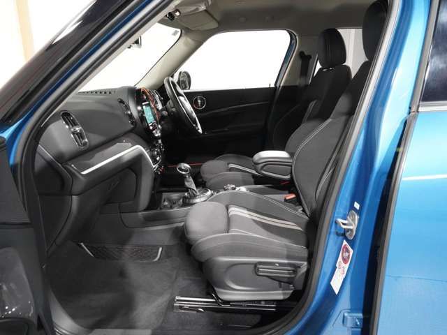 BMW MINI COOPER SD C 2017 Image 31