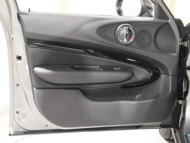 BMW MINI COOPER CLUB 2016 Image 31