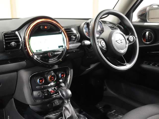 BMW MINI COOPER CLUB 2016 Image 31