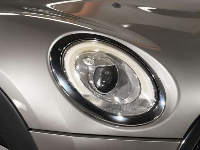 BMW MINI COOPER CLUB 2016 Image 31