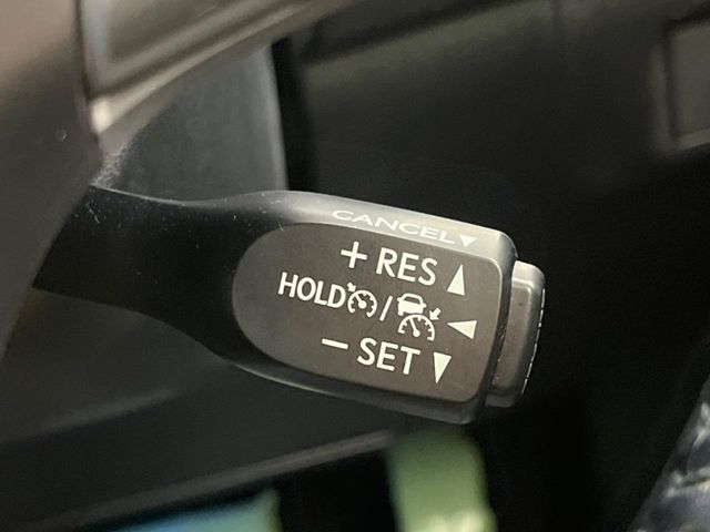 TOYOTA HARRIER 2WD 2018 Image 31