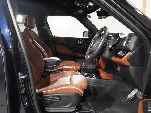 BMW MINI CROSSOVER 2022 Image 31