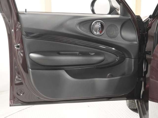 BMW MINI COOPER S CL 2016 Image 31