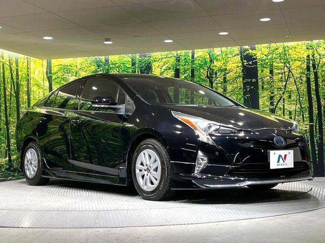 TOYOTA PRIUS 2017 Image 31