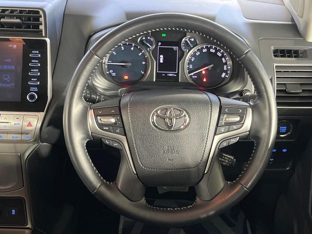 TOYOTA LANDCRUISER PRADO 2023 Image 31