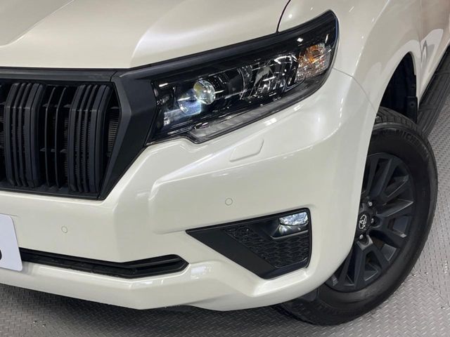 TOYOTA LANDCRUISER PRADO 2023 Image 31