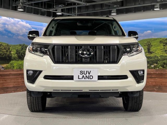 TOYOTA LANDCRUISER PRADO 2023 Image 31