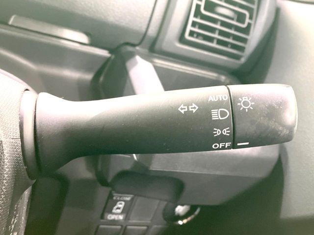 DAIHATSU WAKE 2014 Image 31