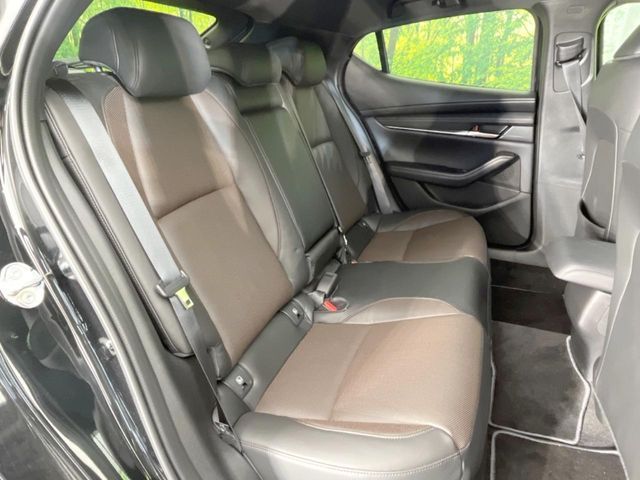 MAZDA 3 FASTBACK 2025 Image 31