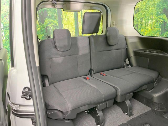 NISSAN SERENA  WG 2023 Image 31