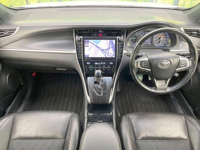 TOYOTA HARRIER 2WD 2017 Image 31