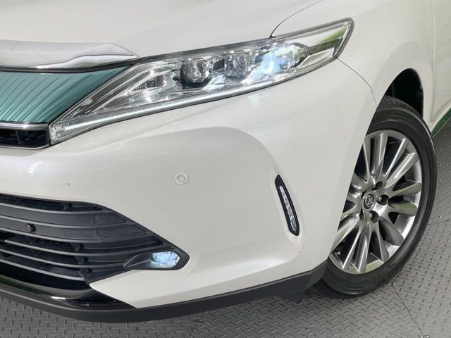 TOYOTA HARRIER 2WD 2017 Image 31