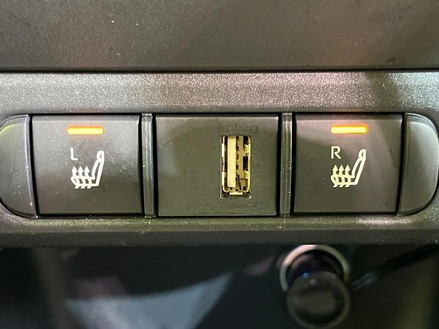 TOYOTA YARIS HYBRID 2020 Image 31