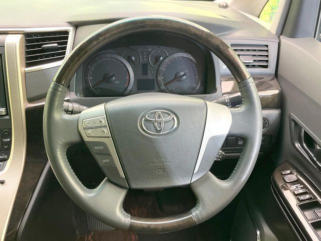 TOYOTA ALPHARD 2013 Image 31