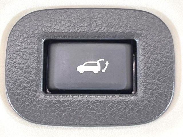 NISSAN X-TRAIL 2WD 2018 Image 31