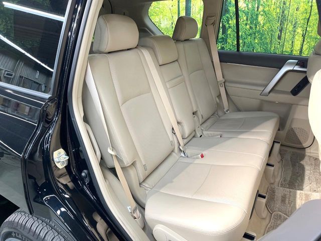 TOYOTA LANDCRUISER PRADO 2023 Image 31