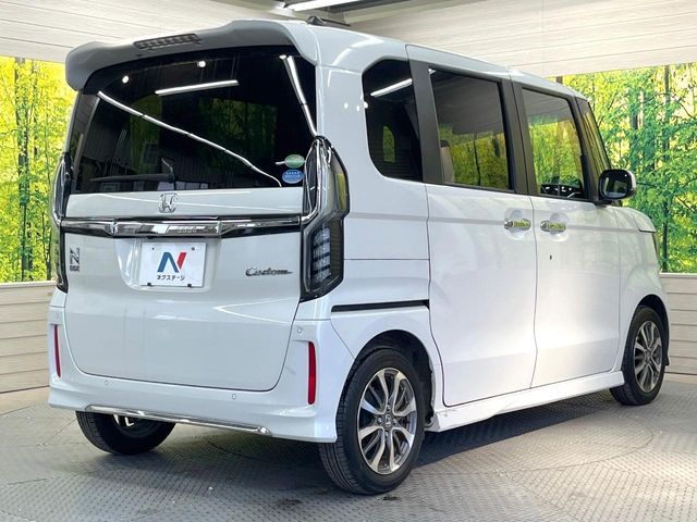 HONDA N BOX CUSTOM 2021 Image 31