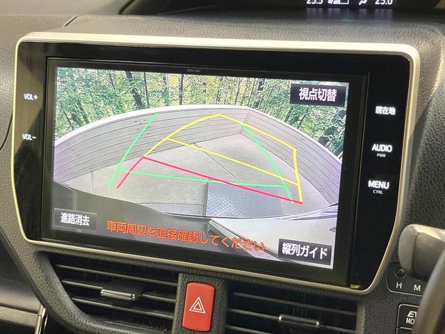 TOYOTA VOXY HYBRID 2017 Image 31