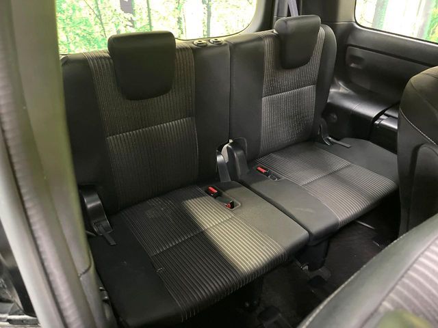 TOYOTA VOXY HYBRID 2017 Image 31