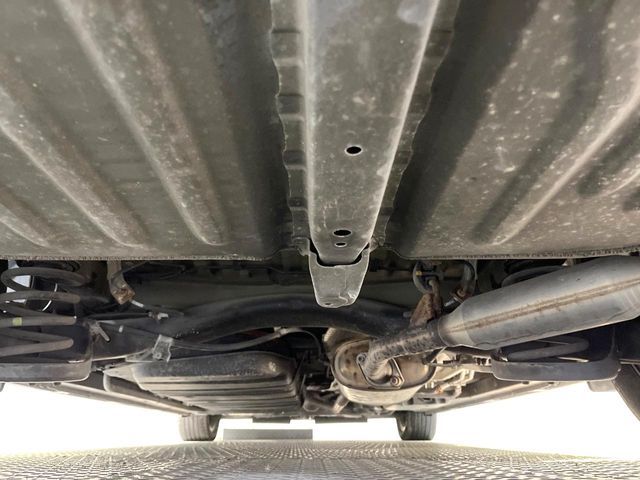 TOYOTA VOXY HYBRID 2017 Image 31