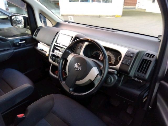 NISSAN SERENA  WG 4WD 2007 Image 31