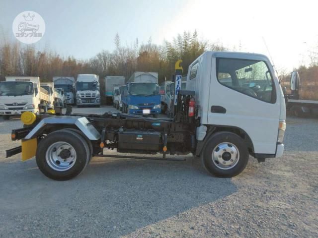 MITSUBISHI CANTER 2005 Image 31