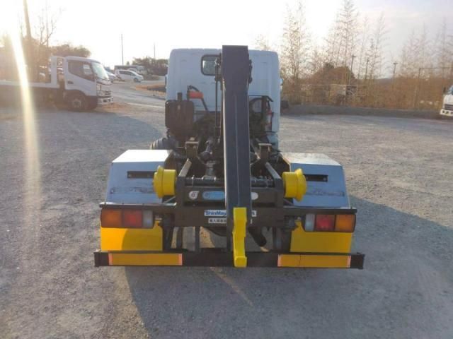 MITSUBISHI CANTER 2005 Image 31