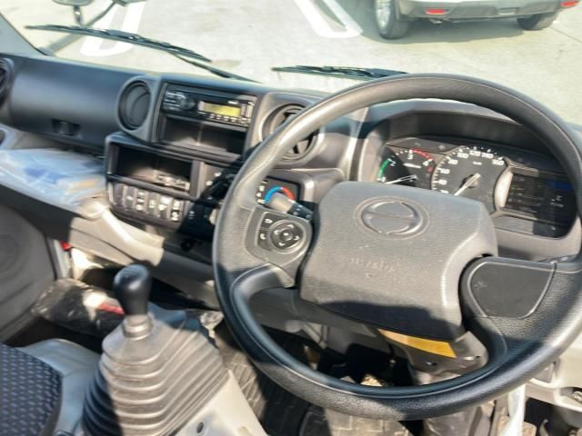 HINO DUTRO 2024 Image 31