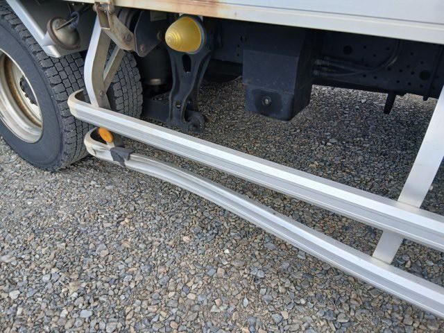 ISUZU FORWARD 2018 Image 31