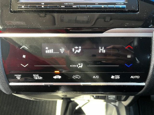 HONDA FIT HYBRID 2018 Image 31