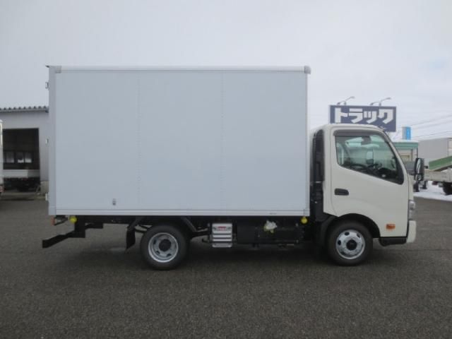 TOYOTA DYNA 2025 Image 31