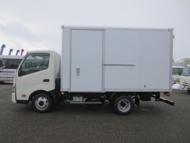 TOYOTA DYNA 2025 Image 31