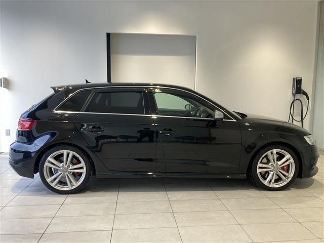 AUDI S3 SPORTBACK 2017 Image 31